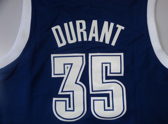 强劲势头和 强劲势头和