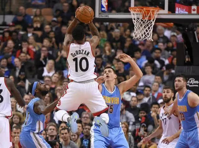 本次赛事上 本次赛事上